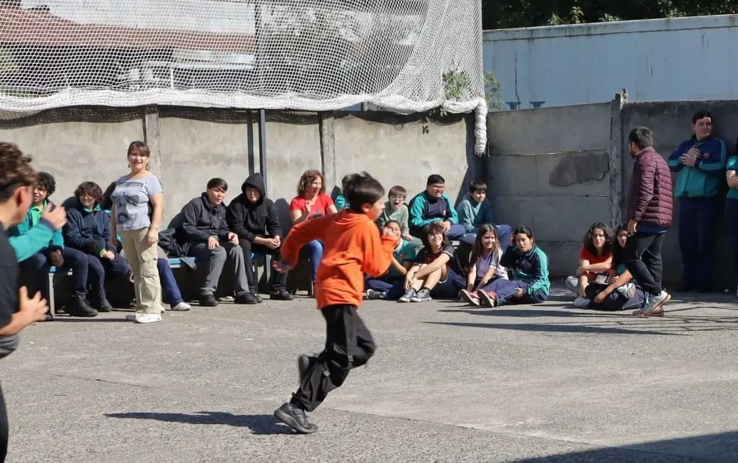 Comunidad escolar de Garden College, La Unión — Región de Los Ríos