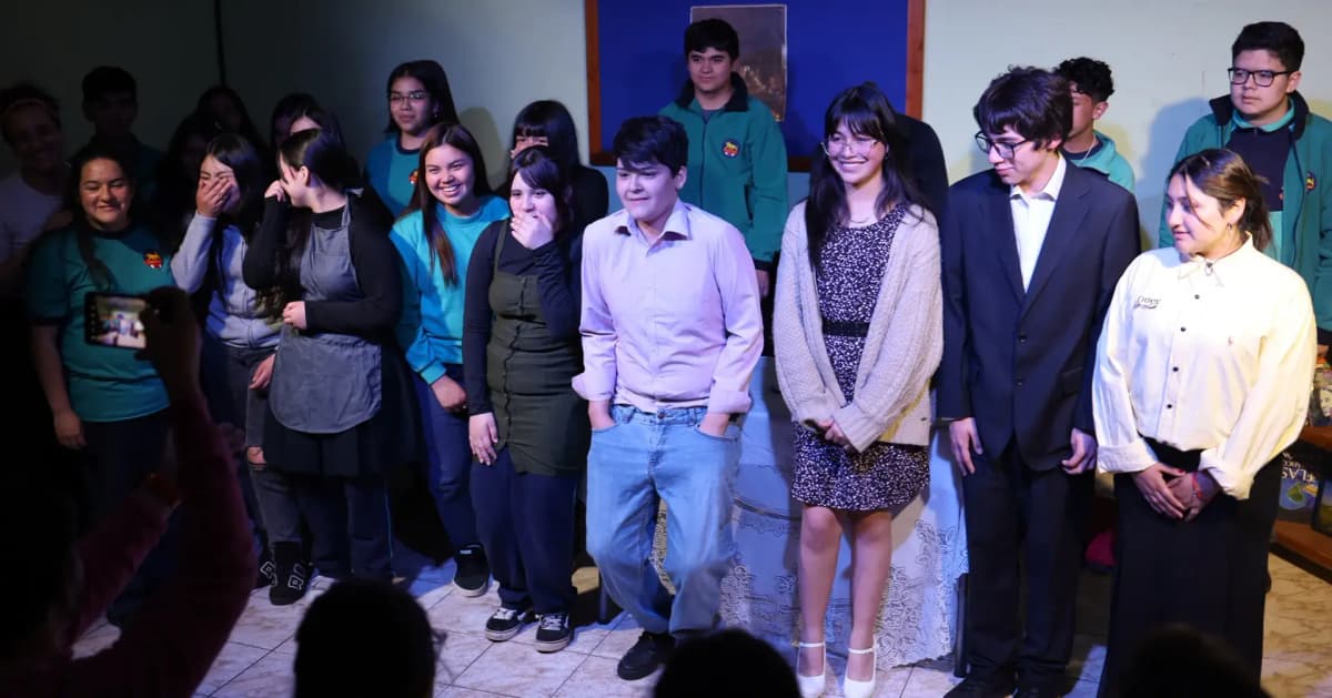 Comunidad escolar de Garden College, La Unión — Región de Los Ríos