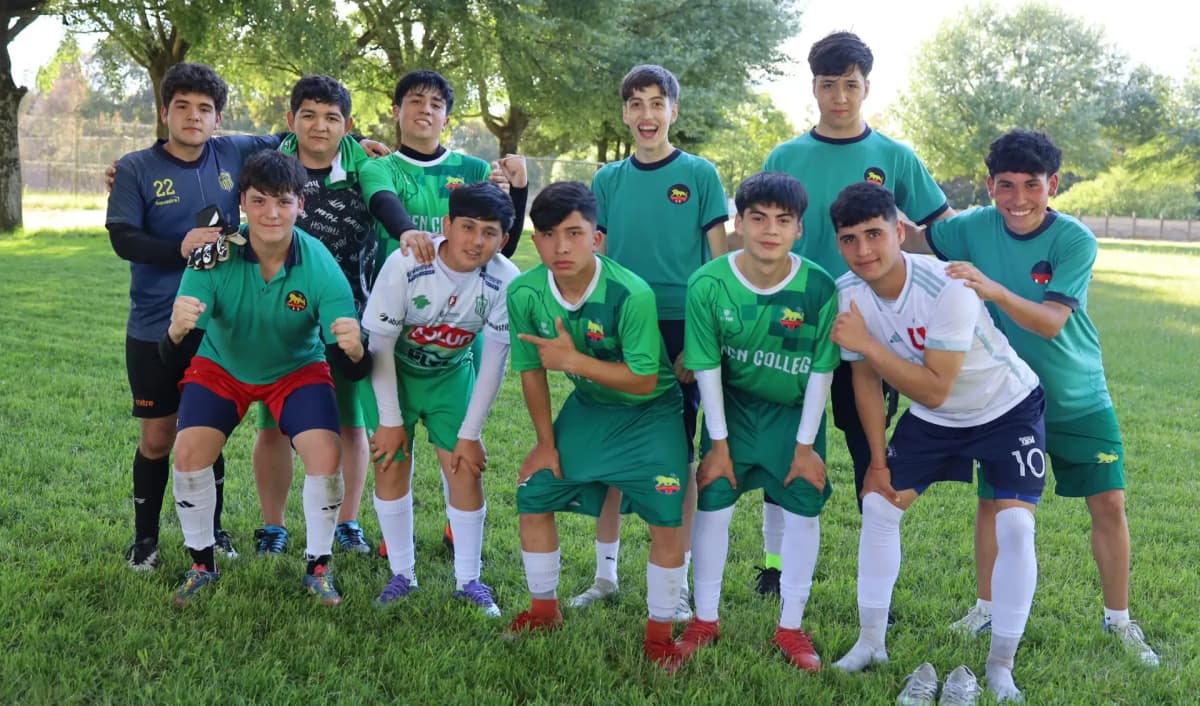 Comunidad escolar de Garden College, La Unión — Región de Los Ríos