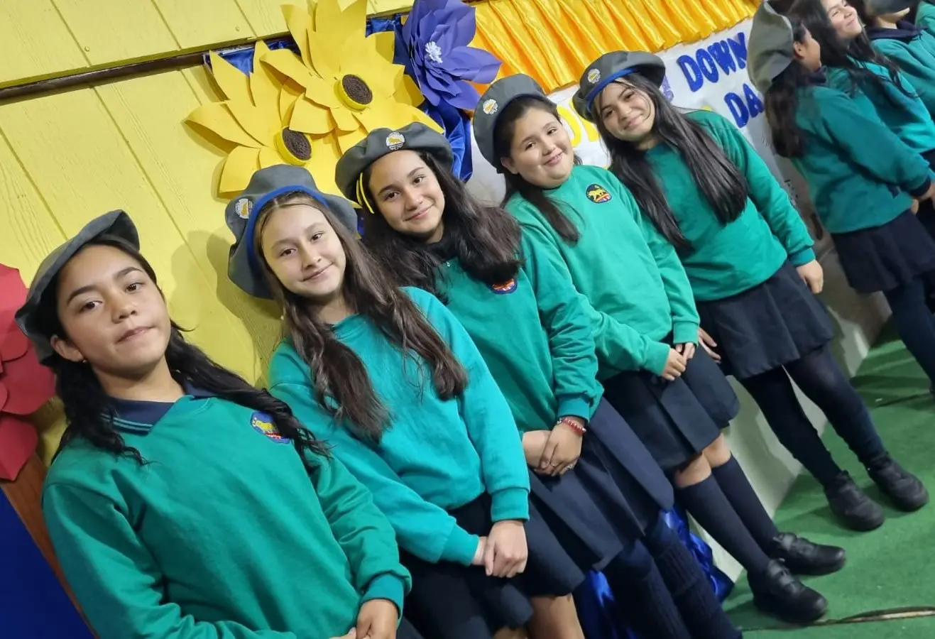 Comunidad escolar de Garden College, La Unión — Región de Los Ríos